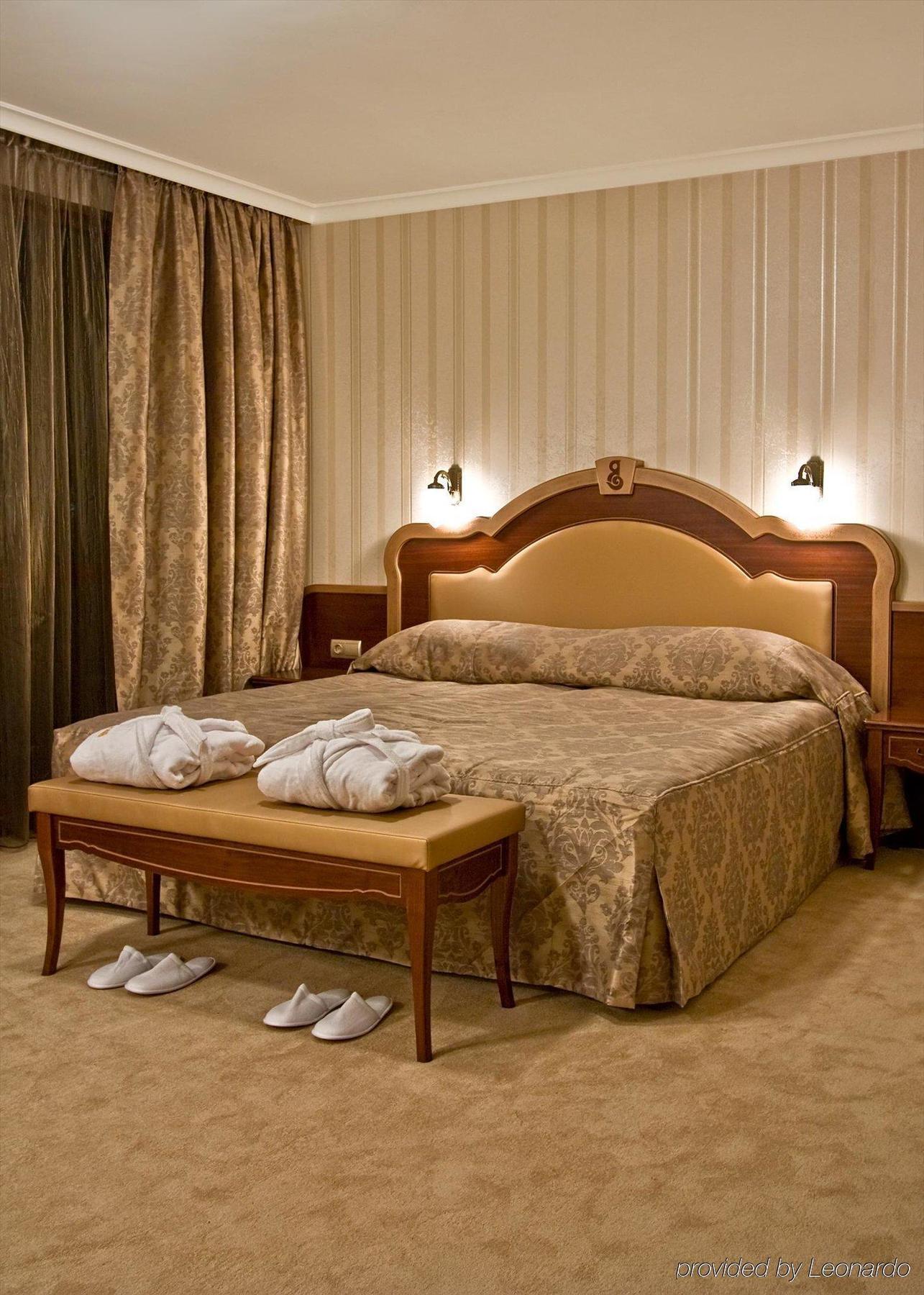 Hotel Berlin Park Vitosha Sofia Room photo